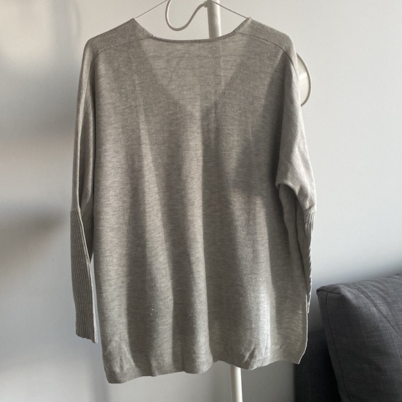 Aritzia Babaton Baylor Sweater in Grey - Picture 2 of 5